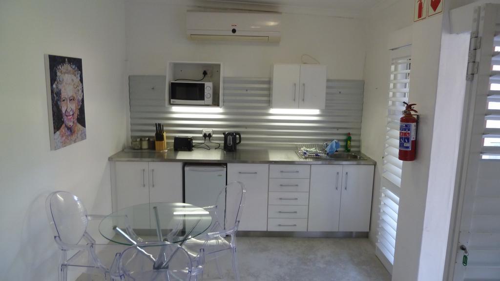 Apartment 20 On Dixton *