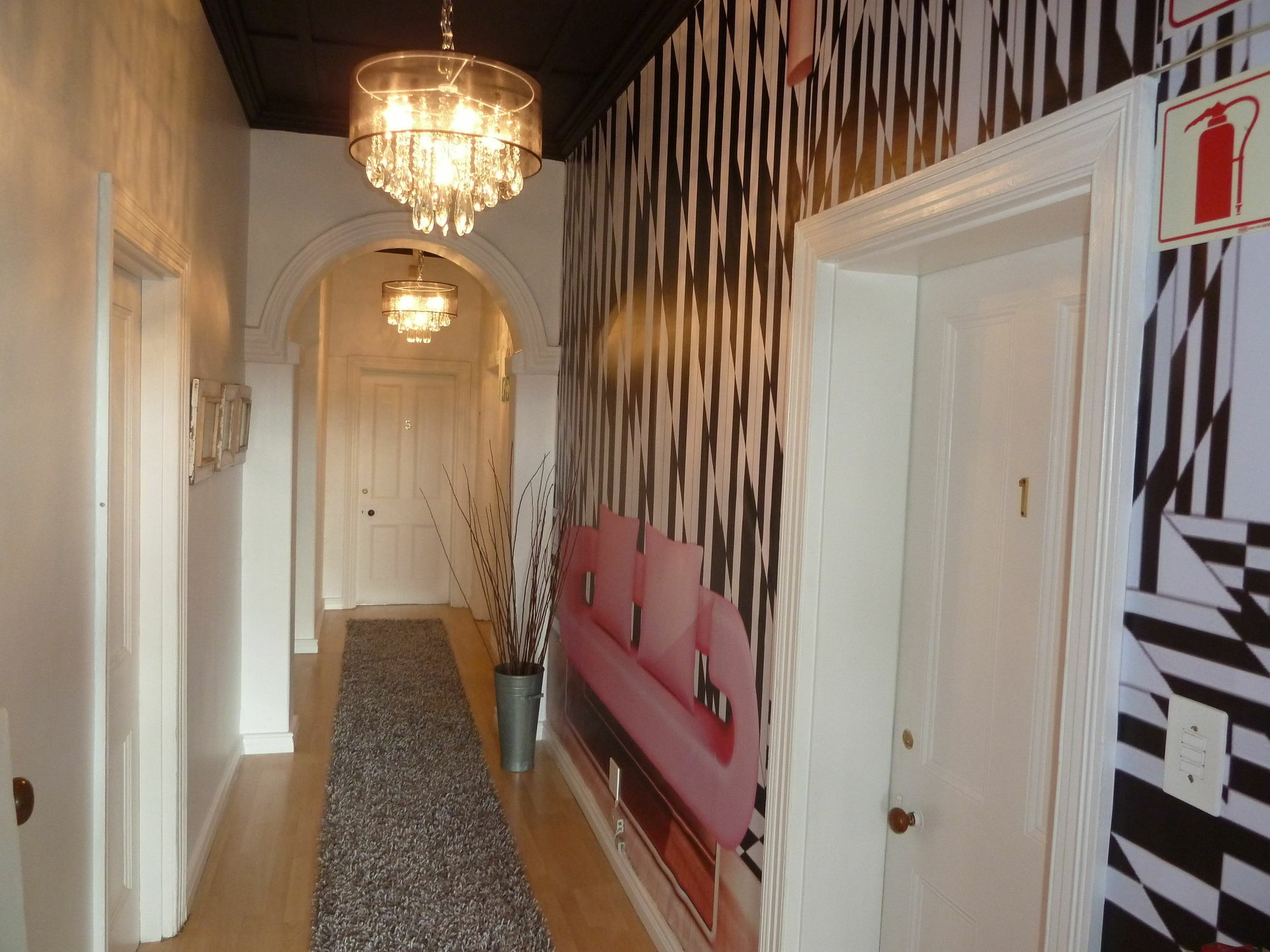 Apartment 20 On Dixton *